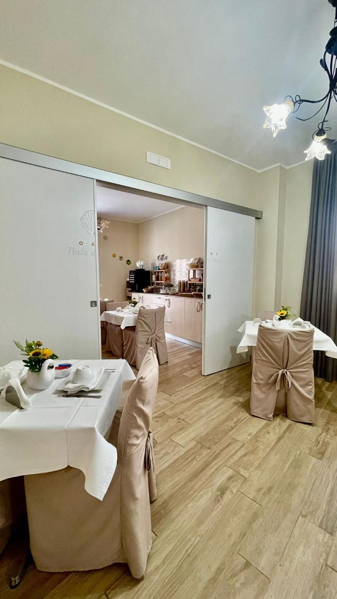 Oasi Perla Del Mare Rooms Aci Castello Exterior foto